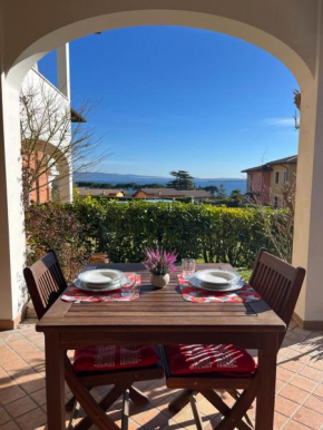 Casa dei Fiori, appartamento Vista lago, Piscina, Parcheggio